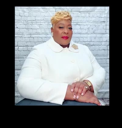 Dr Esther Susan Noreen, Chancellor and President of the Academy of Influence.